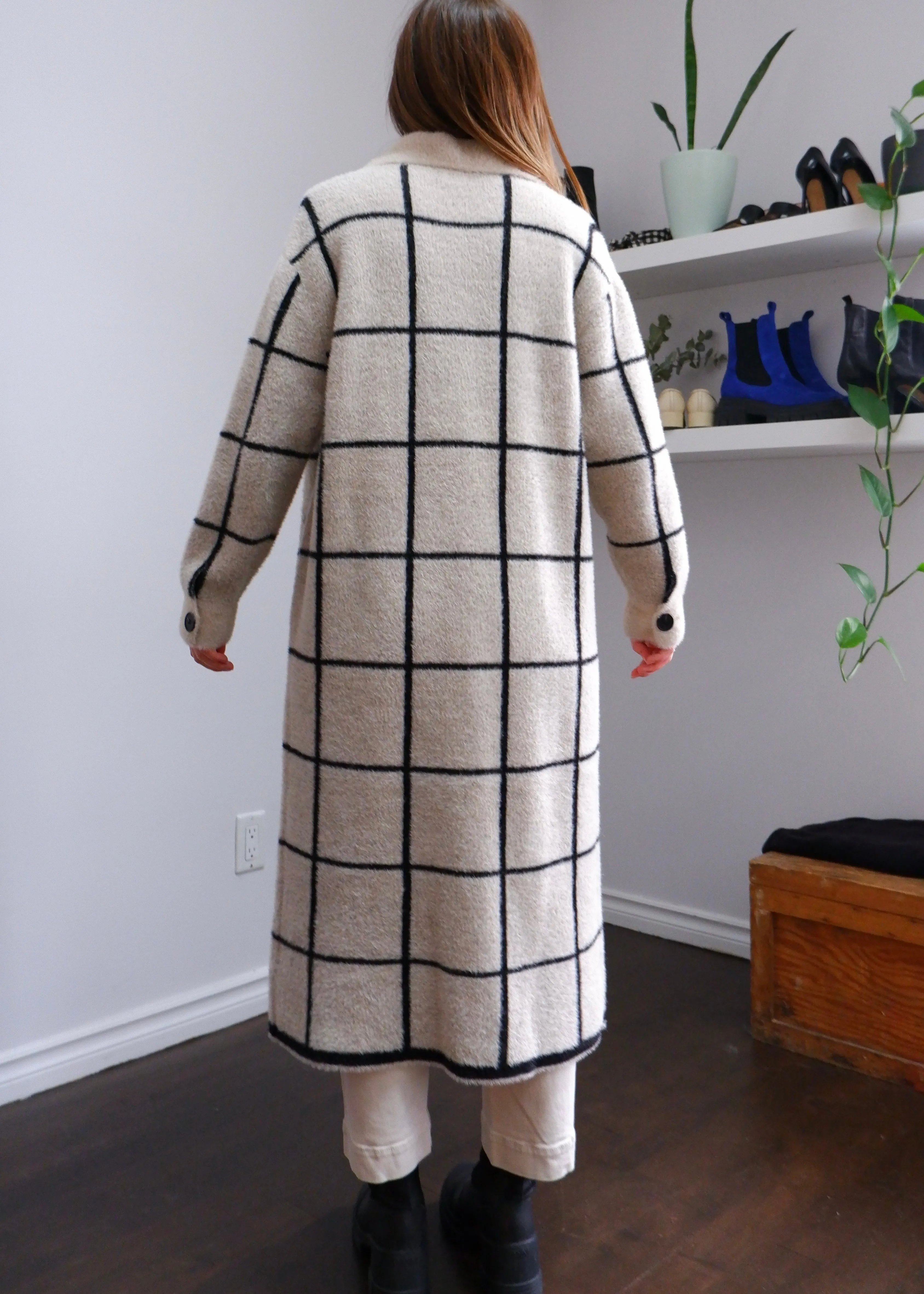 Cozy Line Grid Plaid Longline Shacket - S