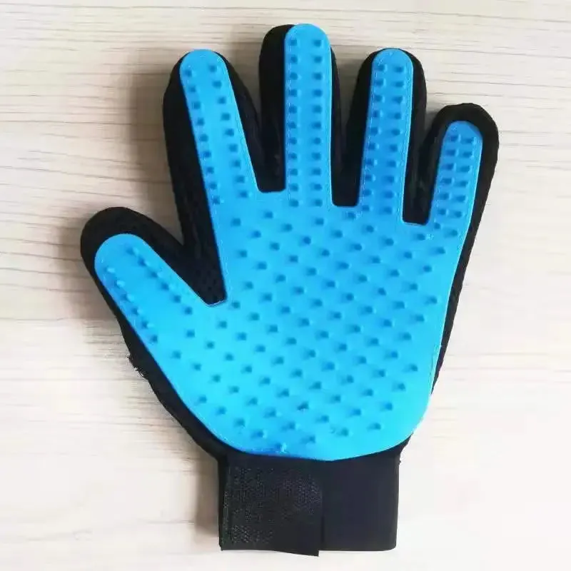 Pet Grooming Kit – 2-Sided Brush and Cleaning Glove for Dogs and Cats